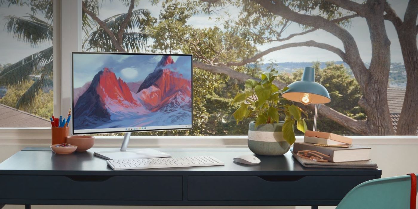 How to Fix a Floating Taskbar in Windows 11